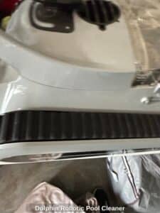 Dolphin-Robotic-Pool-Cleaner-third-image