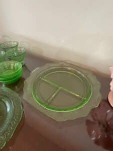 Green-Depression-Glass-Patrician-Pattern-Serving-Set-second-image