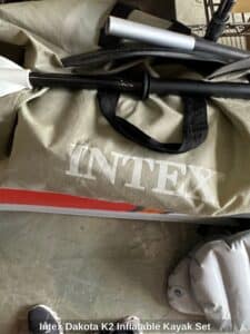 Intex-Dakota-K-Inflatable-Kayak-Set-fourth-image