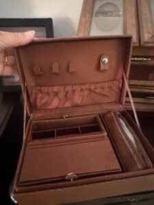 LC-Leather-Jewelry-Box-third-image