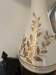 Mid-Century-Ceramic-Table-Lamp-with-Gold-Leaf-Accents-second-image