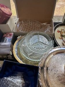 Mikasa-Crystal-Georgian-Cut-Oval-Serving-Platter-and-Divided-Relish-Tray