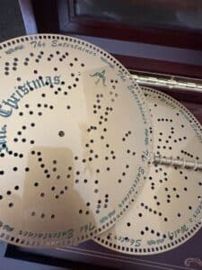 Mr.-Christmas-Animated-Ballroom-Dancers-Musical-Box-with-Interchangeable-Discs-fourth-image