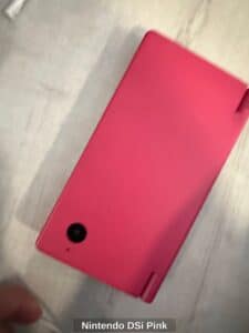 Nintendo-DSi-Pink-second-image