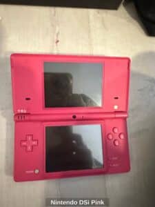 Nintendo-DSi-Pink-third-image