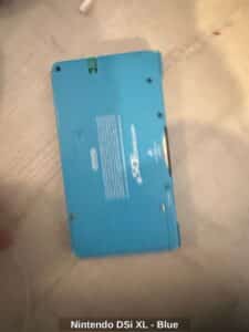 Nintendo-DSi-XL-Blue