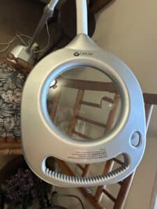 OttLite-in-LED-Magnifier-Floor-and-Table-Lamp