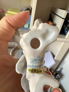 Roman-Coco-Valencia-Collection-Porcelain-Hummingbird-Figurine-second-image