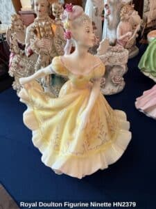 Royal-Doulton-Figurine-Ninette-HN