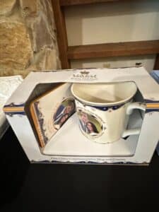Royal-Heritage-Fine-China-Commemorative-Mug-and-Coaster-Set-Prince-Harry-Meghan-Markle-Royal-Wedding