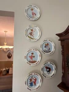 Sarah-Stillwell-Weber-Calendar-Girl-Collector-Plates-third-image