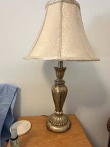Traditional-Gold-Tone-Urn-Table-Lamp-with-Textured-Shade