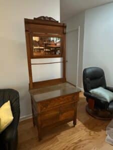 Victorian-Oak-Washstand-with-Mirror-and-Drawer