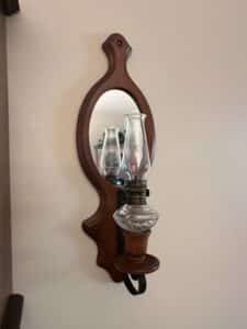 Victorian-Style-Wall-Sconce-with-Oil-Lamp-and-Mirror
