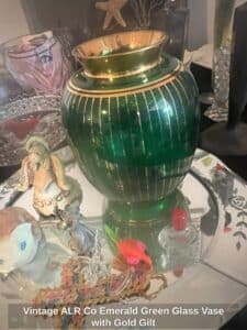Vintage-ALR-Co-Emerald-Green-Glass-Vase-with-Gold-Gilt