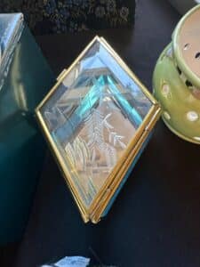 Vintage-Etched-Glass-and-Gilt-Metal-Jewelry-Box