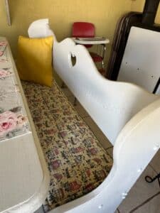 Vintage-Kitchen-Nook-Set-with-Table-and-Benches-third-image