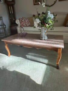 Vintage-Pink-Marble-Top-Coffee-Table-with-Scalloped-Apron-and-Cabriole-Legs