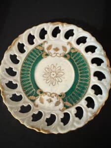 Vintage-Porcelain-Decorative-Plate-with-Filigree-Edge