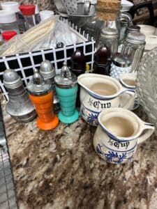 Vintage-Royal-Sealy-Blue-Floral-Ceramic-Measuring-Cups-and-Mid-Century-Shakers-Set