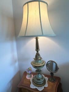 Vintage-Stiffel-Hollywood-Regency-Brass-and-Ceramic-Table-Lamp
