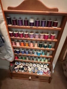 Wooden-Spool-Thread-Rack-with-Drawer