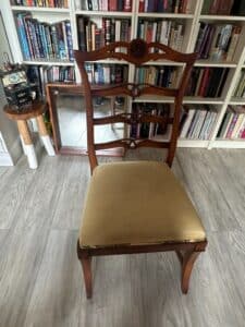 Antique-Chippendale-Style-Mahogany-Ribbon-Back-Side-Chair