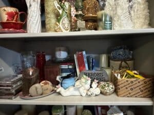 Assorted-Decorative-Collectibles-second-image