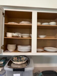Assorted-Dinnerware-and-Glassware-Set