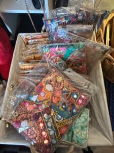 Banjara-Embroidered-Coin-Purses-with-Mirrors