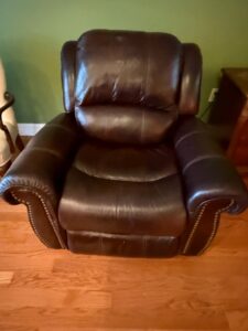 Brown-Leather-Recliner-Chair