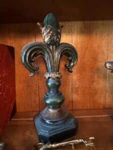 Cast-Iron-Fleur-de-lis-Finial