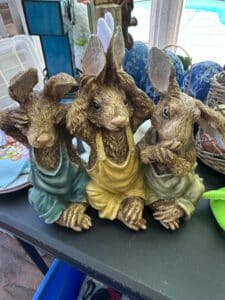 Chrisdon-Three-Rabbits-See-No-Evil-Hear-No-Evil-Speak-No-Evil-Figurine