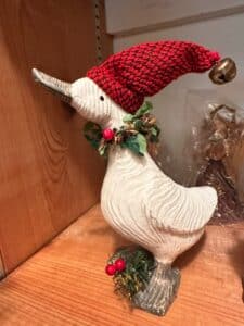 Christmas-Goose-Figurines-Set-third-image