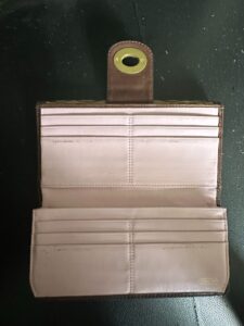Coach-Signature-C-Monogram-Turnlock-Wallet-third-image