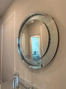 Crushed-Diamond-Round-Wall-Mirror-with-Beveled-Edge-second-image