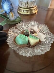 Cut-Crystal-Candy-Dish-with-Petit-Fours