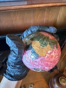 Decorative-Gemstone-Globe-Paperweight-second-image
