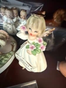 Enesco-Angel-of-the-Month-February-Figurine