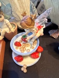Enesco-My-Little-Kitchen-Fairies-Cereal-Fairie