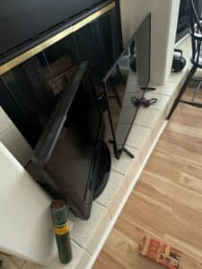 Flat-Screen-Television-Set
