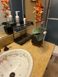 Floral-Ribbon-Porcelain-Sink