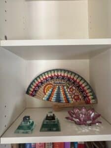 Hand-Painted-Wooden-Fan-with-Mayan-Pyramid-Design
