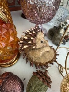 Handcrafted-Pinecone-Hedgehog-Ornament