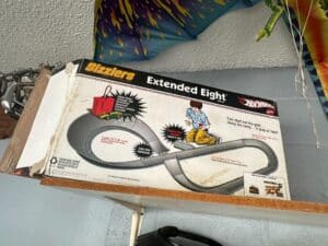 Hot-Wheels-Sizzlers-Extended-Eight-Race-Set