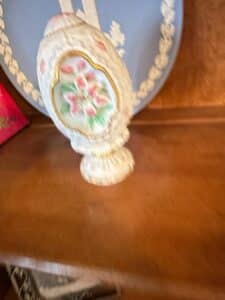 Lenox-Winter-Greetings-Egg-Ornament
