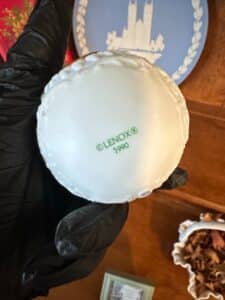 Lenox-Winter-Greetings-Egg-Ornament-second-image