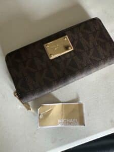 Michael-Kors-Signature-Zip-Around-Wallet