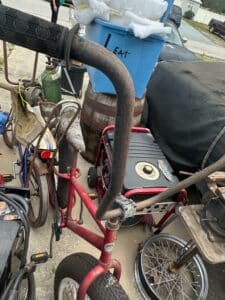 Mongoose-Lowrider-Style-Bicycle-fifth-image