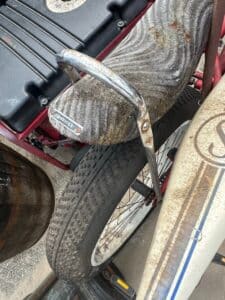 Mongoose-Lowrider-Style-Bicycle-second-image